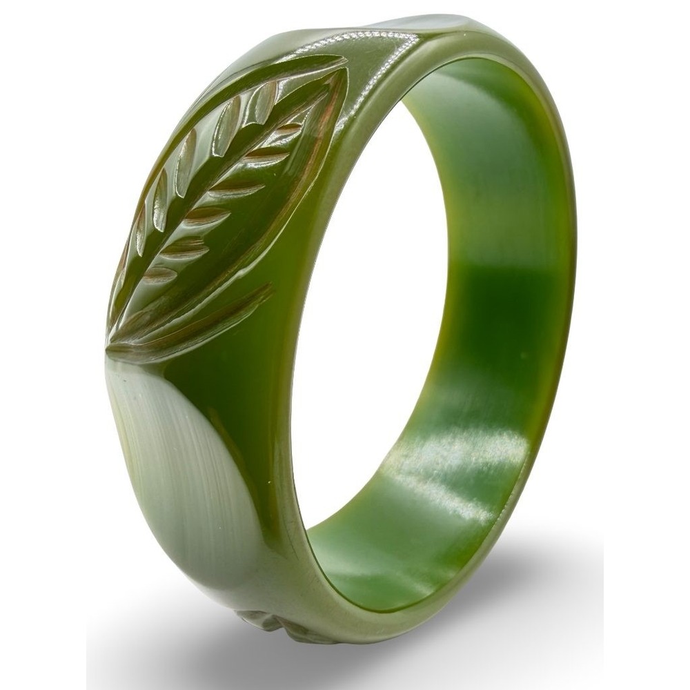 Vintage Bakelite Green Marbled Carved Leaf Bangle Bracelet Olive Spinach Size 8